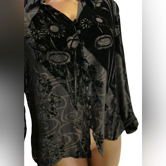Jones New York Silk/Velour Blouse - Picture 6 of 10